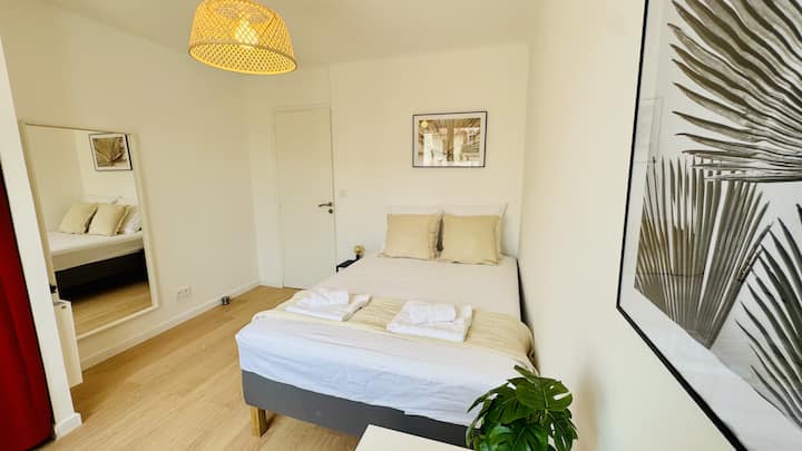 Arsenal, 4 Chambres, Balcon, Parking - Toulon