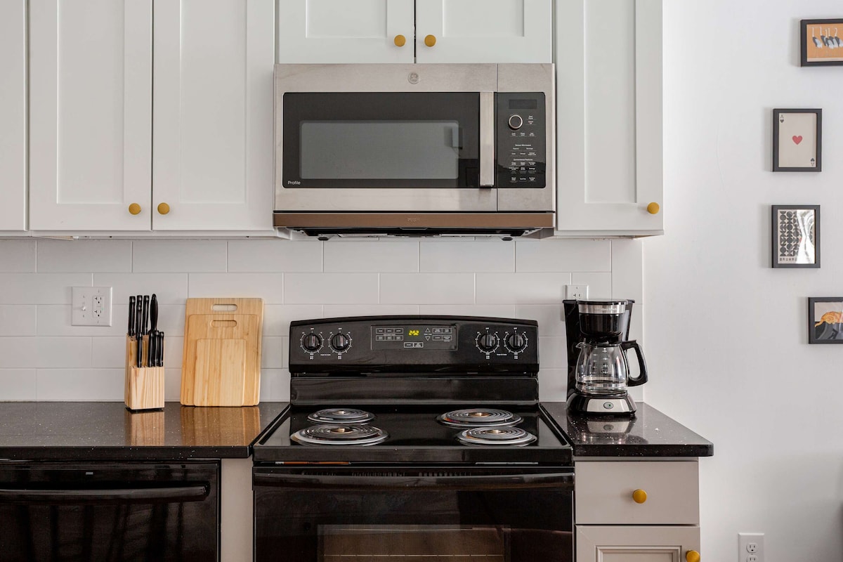 Mins to Fishtown & Center City | GlobeNest