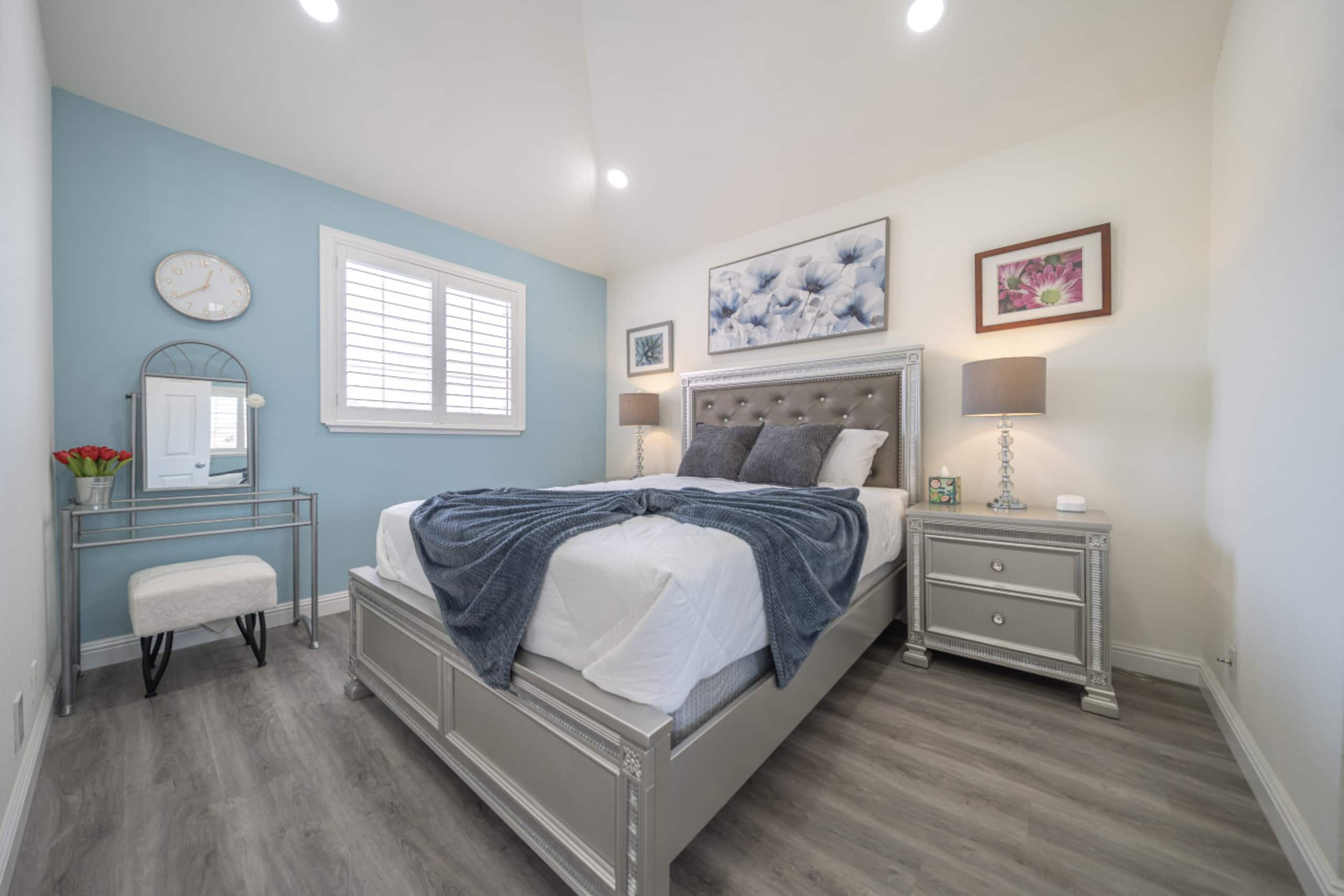 Luxury 5BR with Fire Pit, Near Tech Hubs - Photo 18