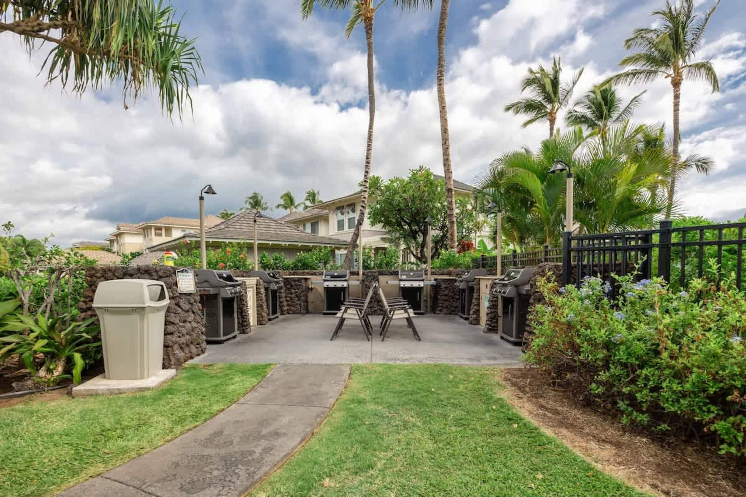 Townhouse in Waikoloa Village · ★4.95 · 3 bedrooms · 7 beds · 3 baths - Photo 139
