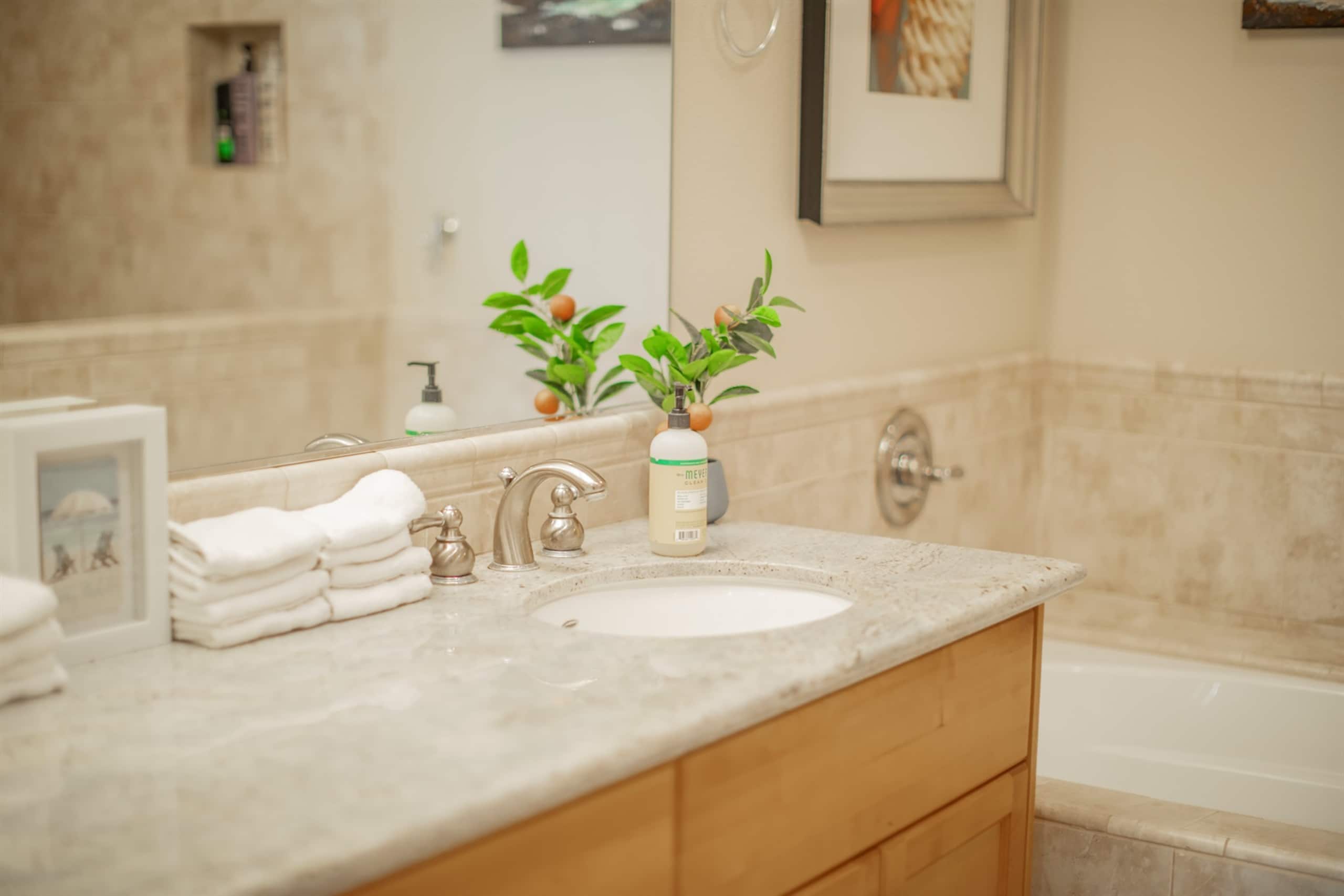 Condo in Waimea · ★5.0 · 2 bedrooms · 3 beds · 2.5 baths - Image 31