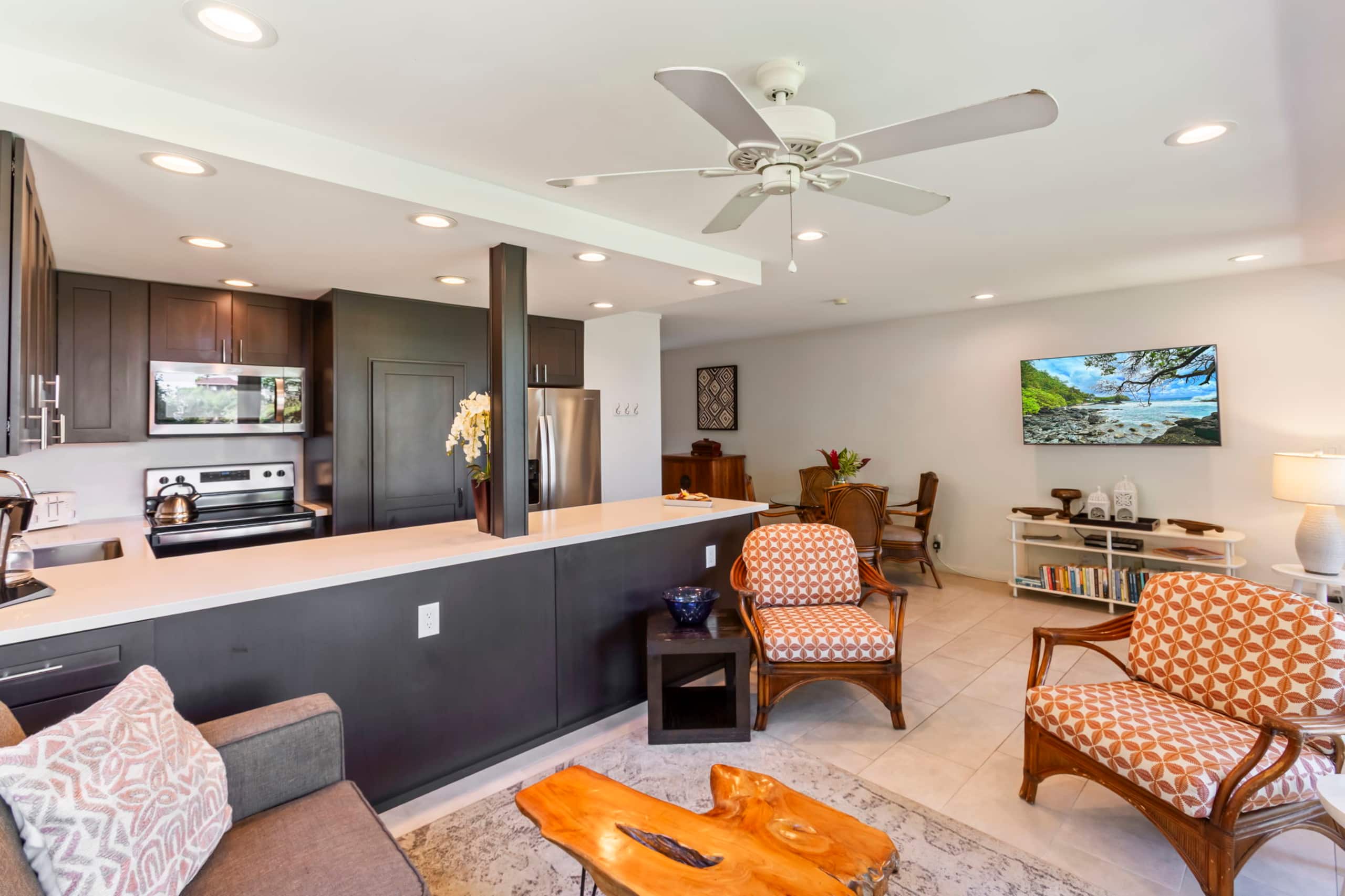 Just Listed! Beautifully Updated 117 Cove – Oceanf - Image 8