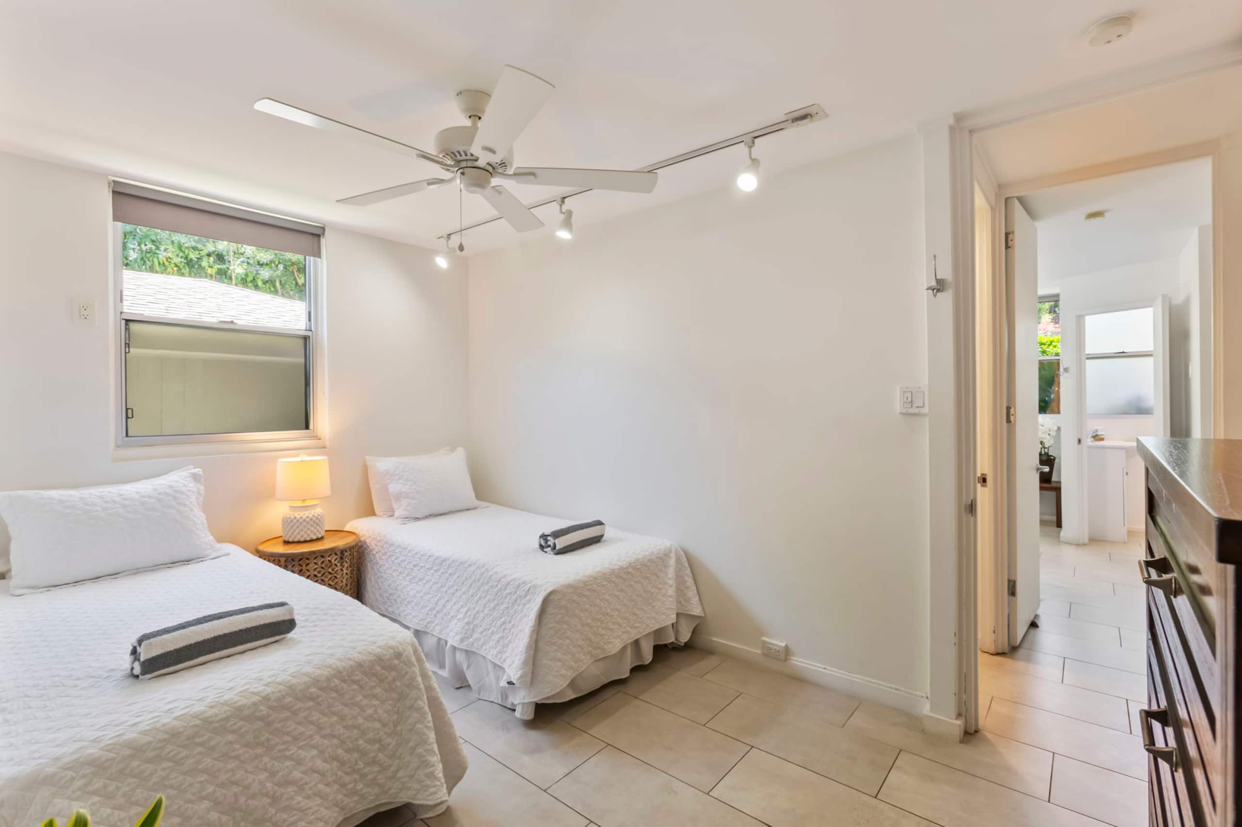 Just Listed! Beautifully Updated 117 Cove – Oceanf - Image 32
