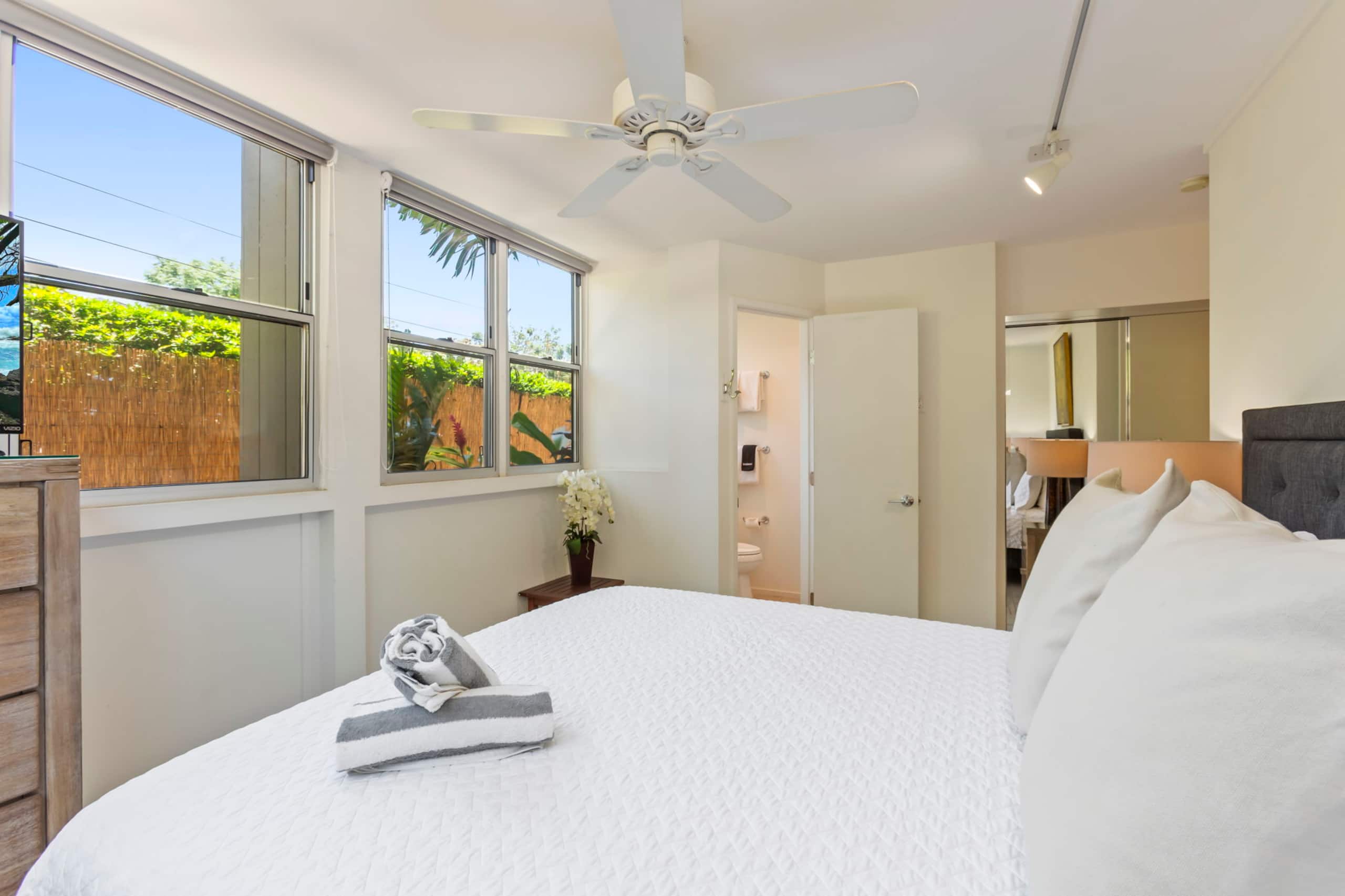 Just Listed! Beautifully Updated 117 Cove – Oceanf - Image 25
