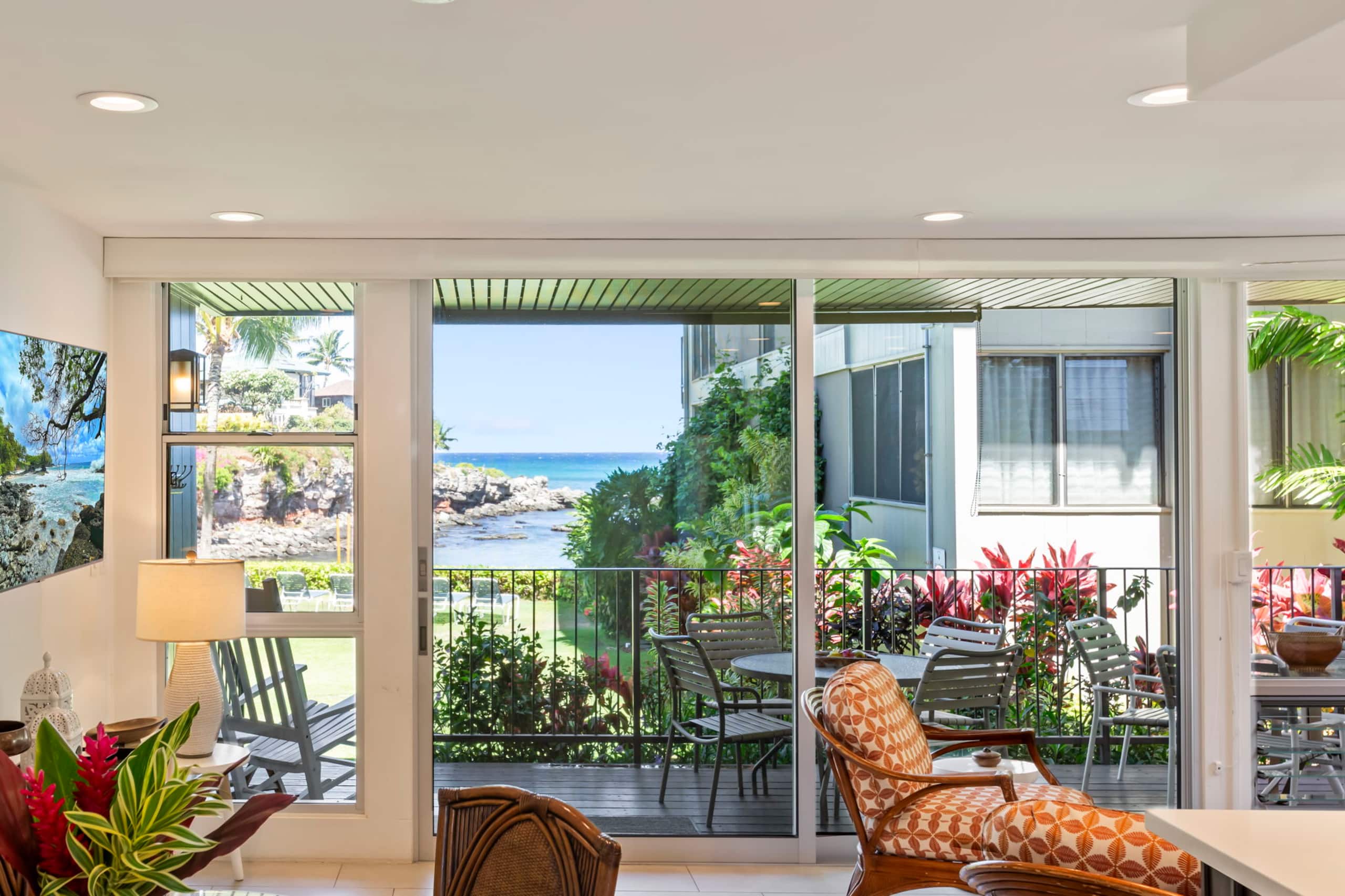 Just Listed! Beautifully Updated 117 Cove – Oceanf - Image 5