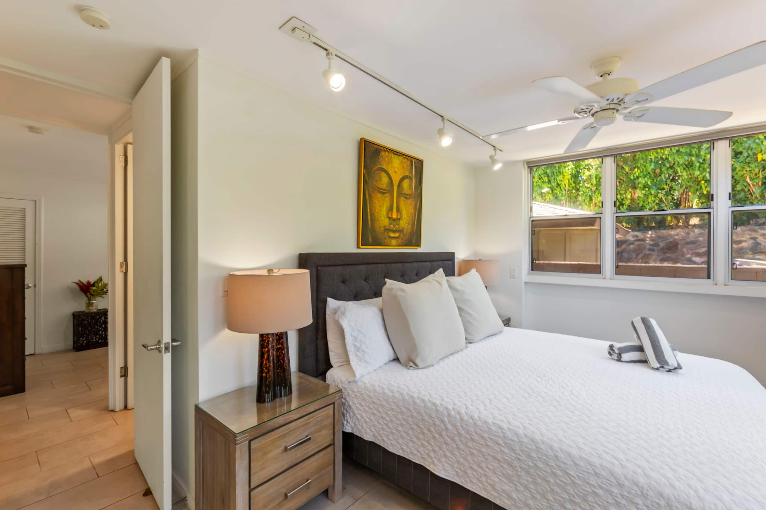 Just Listed! Beautifully Updated 117 Cove – Oceanf - Image 26