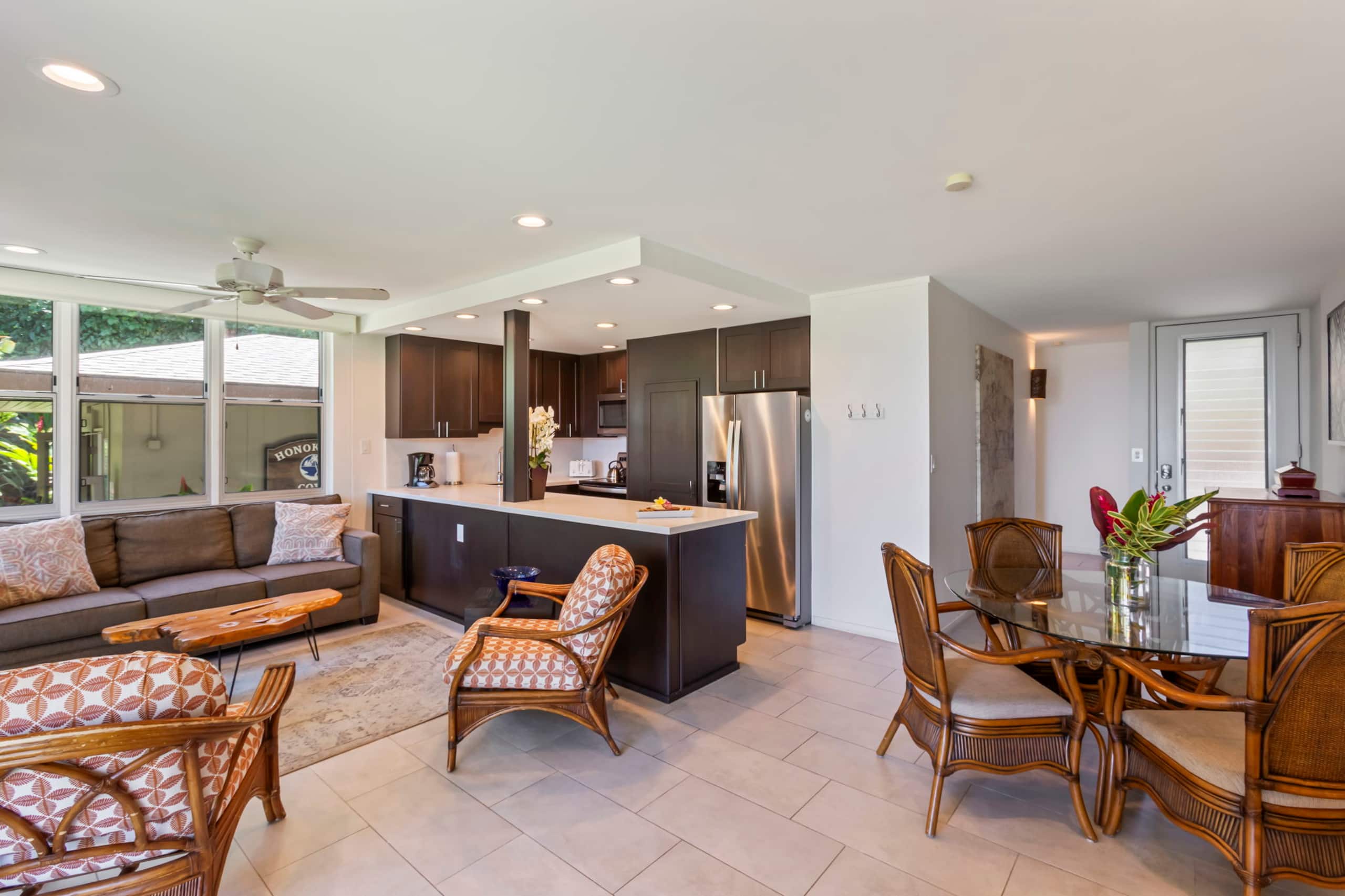 Just Listed! Beautifully Updated 117 Cove – Oceanf - Image 10