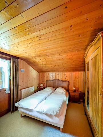 Haven of peace in Les Diablerets – private chalet gallery image 3