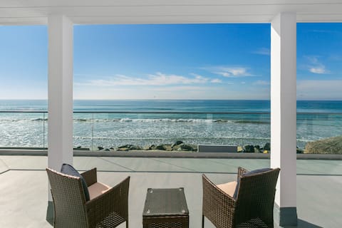 Luxury Beachfront House and Guest House