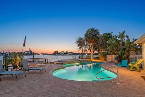 Private Gulf Access Waterfront with Pool