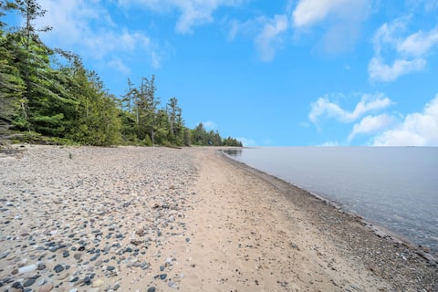 The Greenwall Cottage:Peaceful Winter Retreat