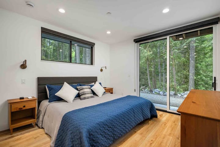 Sov länge och unna dig en lugn dag. Du förtjänar det, du är på semester!