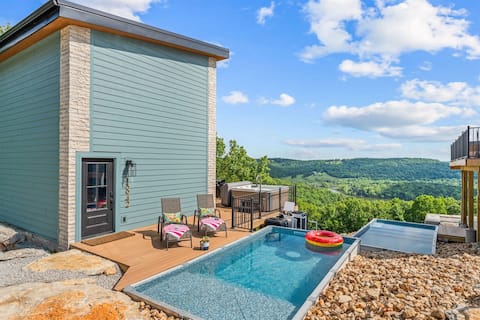 Lux Lakeview New-Build Branson w/ Pool & Hot Tub