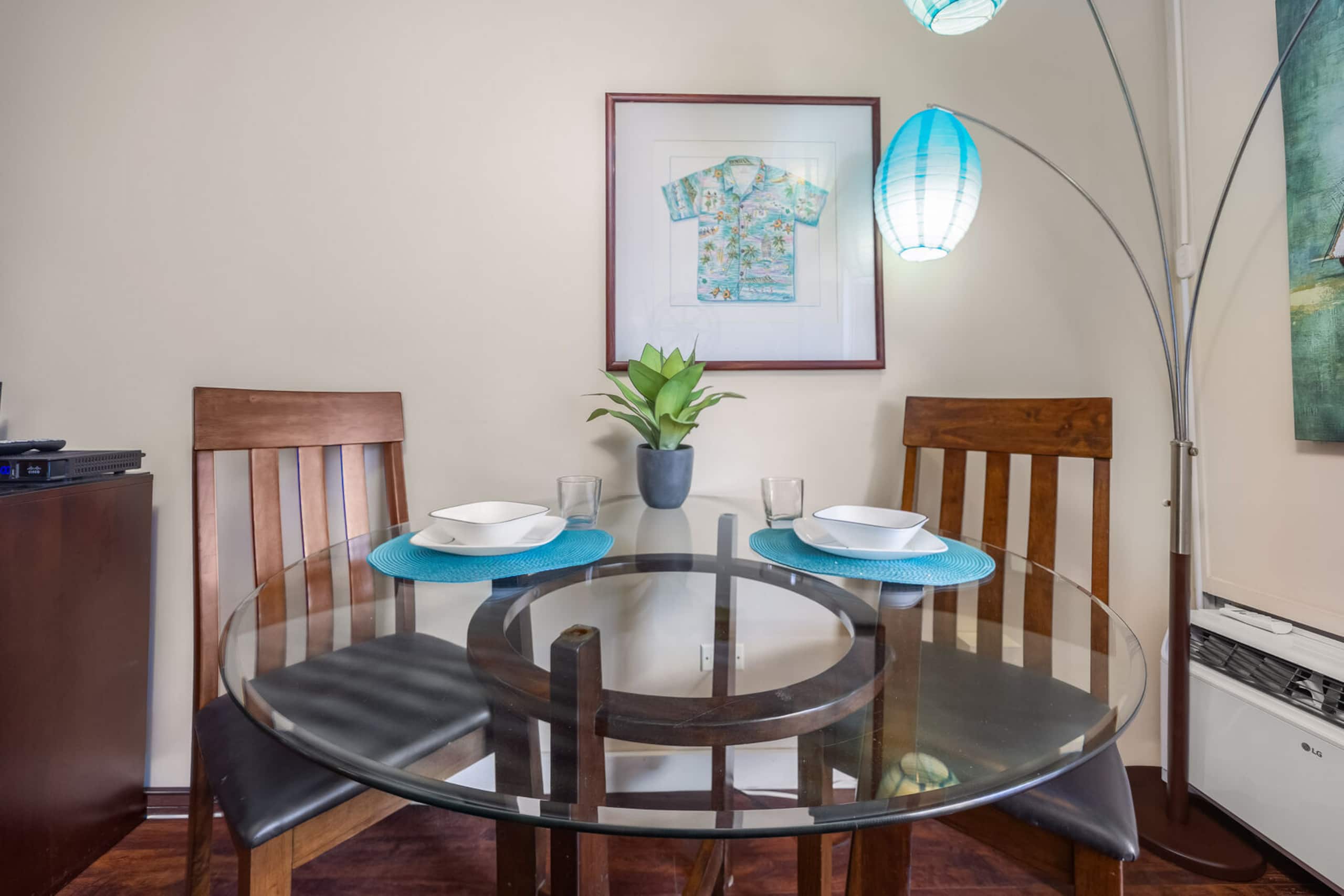 Condo in Honolulu · ★4.84 · 1 bedroom · 2 beds · 1 bath - Image 18