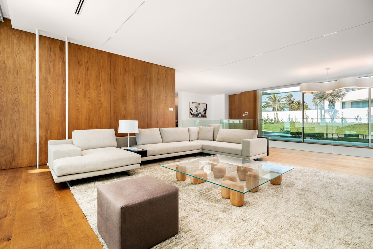 Luxury Sea View Villa with Pool [m] 4