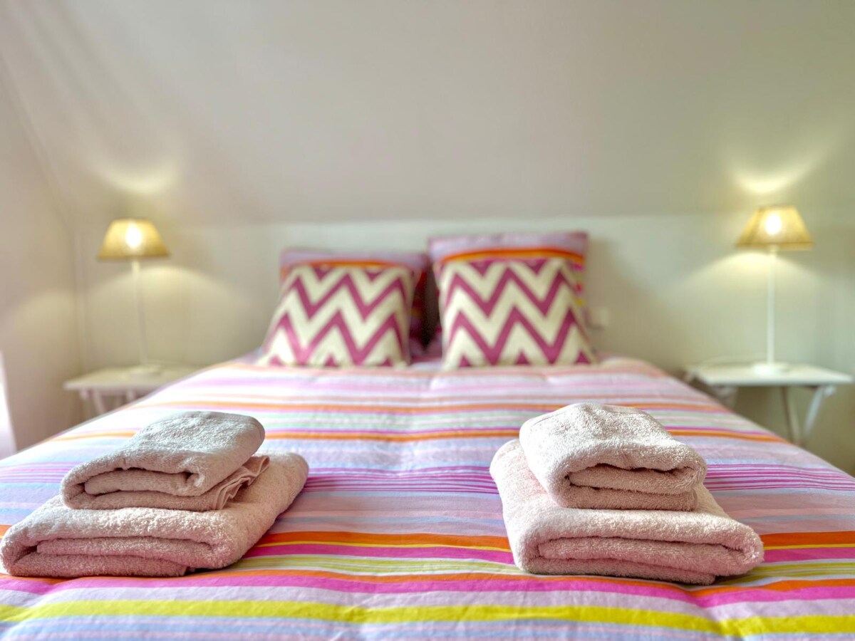 غرفة نوم بسرير مزدوج 3 (الطابق الأول)