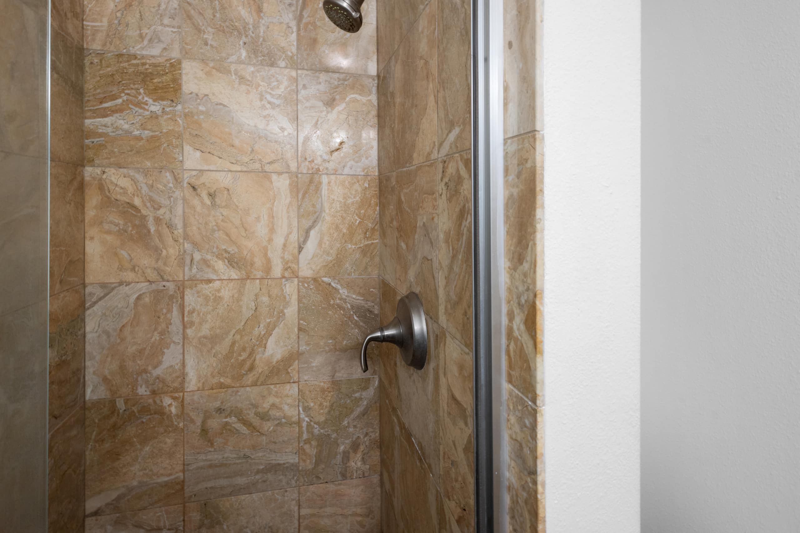 Condo in Kihei · ★5.0 · 1 bedroom · 2 beds · 2 baths - Image 12