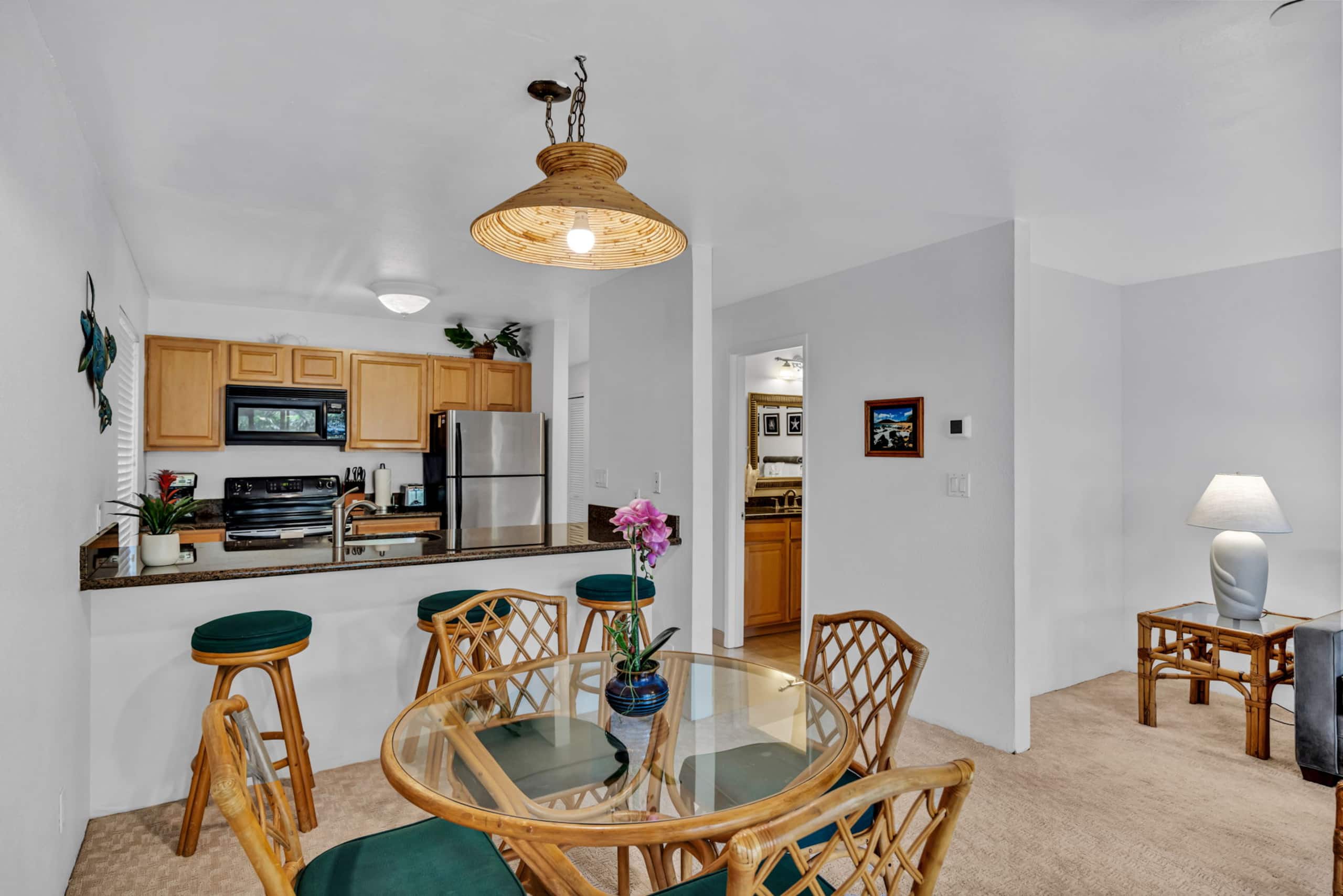 Condo in Kihei · ★5.0 · 1 bedroom · 2 beds · 2 baths - Image 15