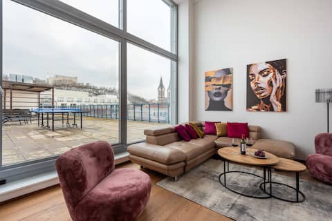 Large and Elegant Penthouse in Center | Terrace