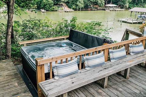 Dreamy Waterfront+Hot tub+Kayaks+Deck+Dock+Games
