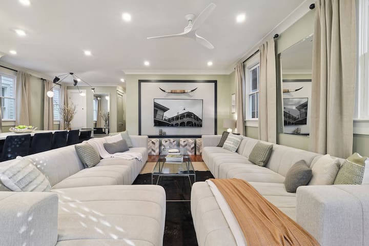 Grand, Lush Home with Heated Pool