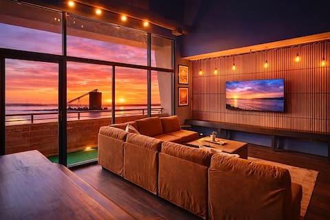 Successful Airbnb property: Downtown Lakefront Avengers Room By Cedar Point! in Sandusky