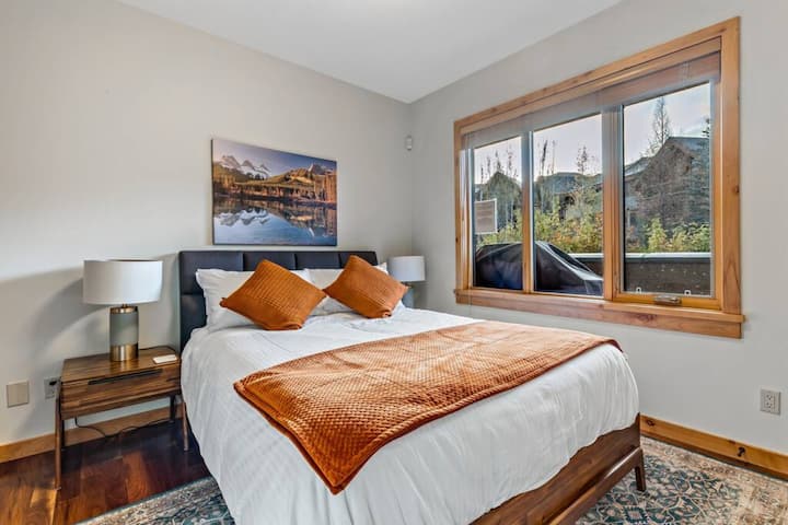 Acurrúcate en la cama después de un largo día.