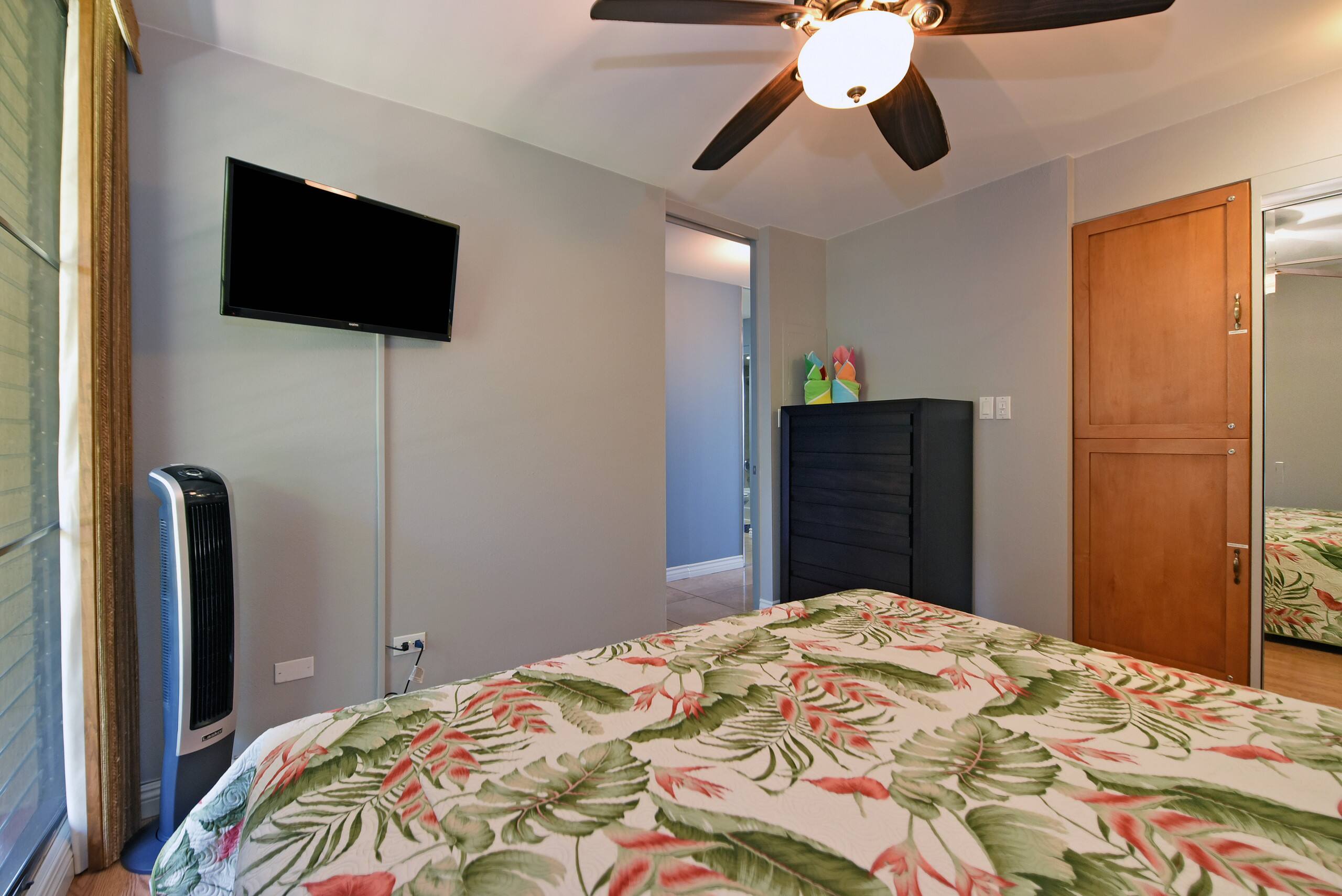 Condo in Lahaina · ★4.68 · 1 bedroom · 2 beds · 1 bath - Image 10