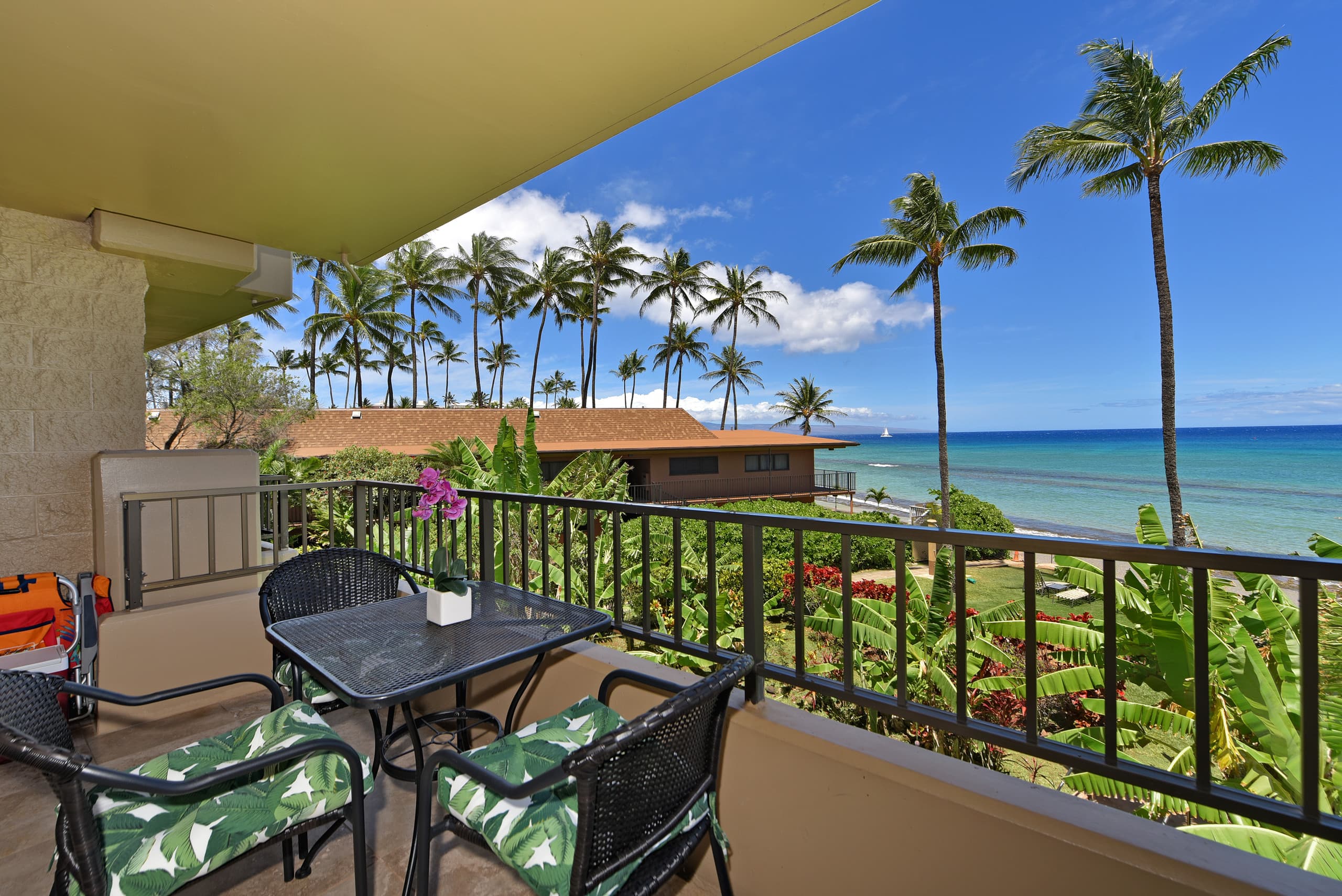 Condo in Lahaina · ★4.68 · 1 bedroom · 2 beds · 1 bath - Image 22