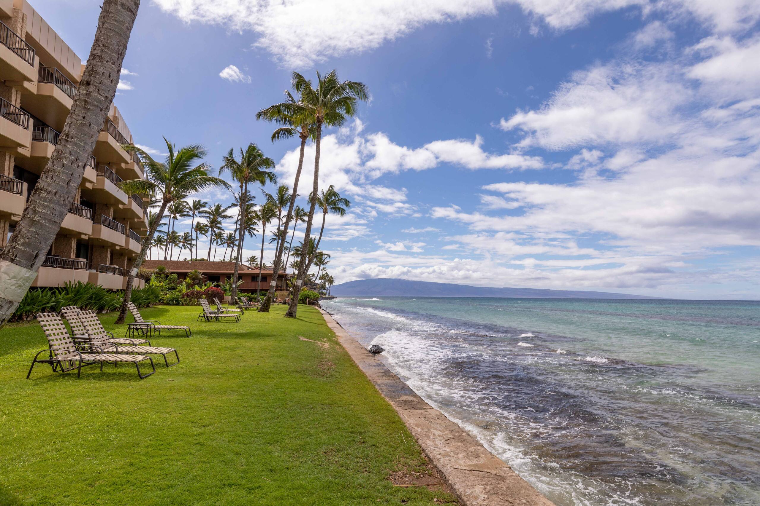 Condo in Lahaina · ★4.68 · 1 bedroom · 2 beds · 1 bath - Image 24