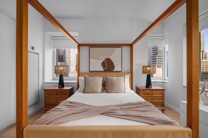 Upscale Luxury Retreat in Midtown Manhattan! gallery image 2