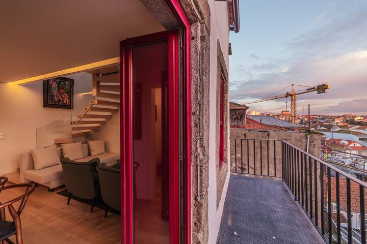 Central Apartments Stay Near Clérigos by HostWise gallery image 4