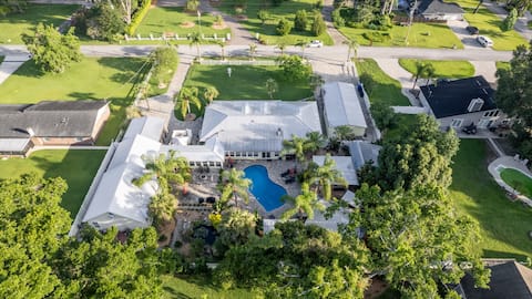 Saint Johns Oasis  - Pool, Hot Tub, Grill