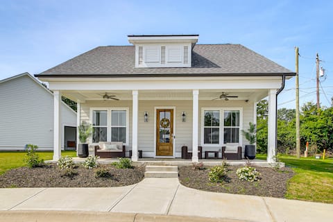 Walk to Boat Ramp: Lake Greenwood Getaway!