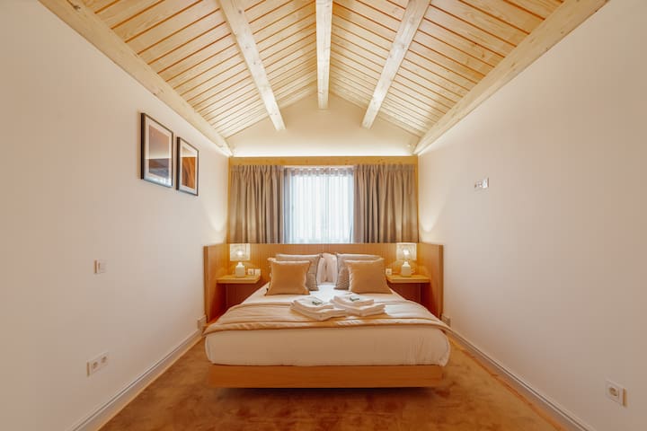 Heart Of Porto Apartment E Duplex by Vacationy