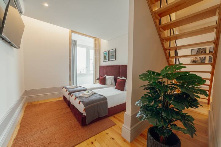 Heart Of Porto Apartment F Duplex by Vacationy gallery image 4