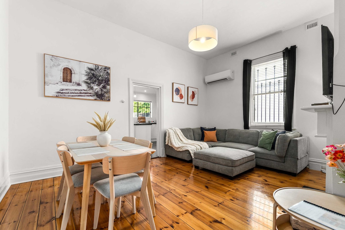Top Airbnb: Heritage Home | Adelaide Oval, Restaurants, Parks in North Adelaide