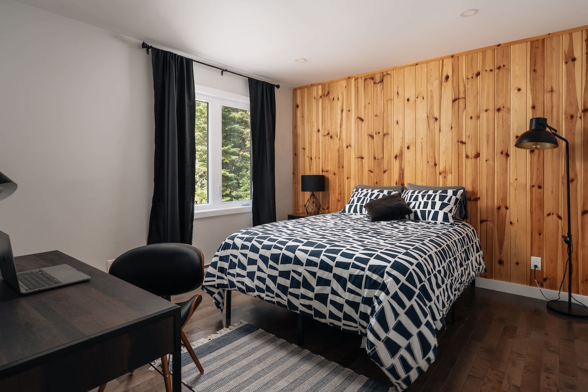 Duerme bien rodeado del bosque tranquilo