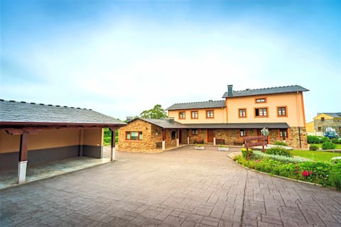 Apartment 4: Family duplex with views