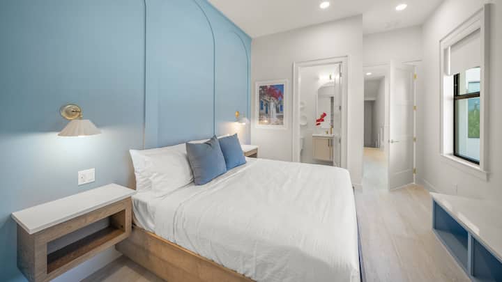 1-ci Qonaq Səviyyəsi - Yataq Otağı 3 - Kral Ölçüsü Yataq və Otaq Hamam Otağı