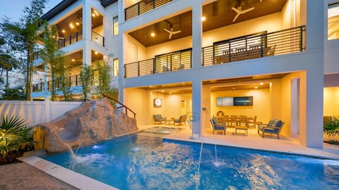 New-Luxury Resort Pool w/ Slide&Spa-Rooftop Views