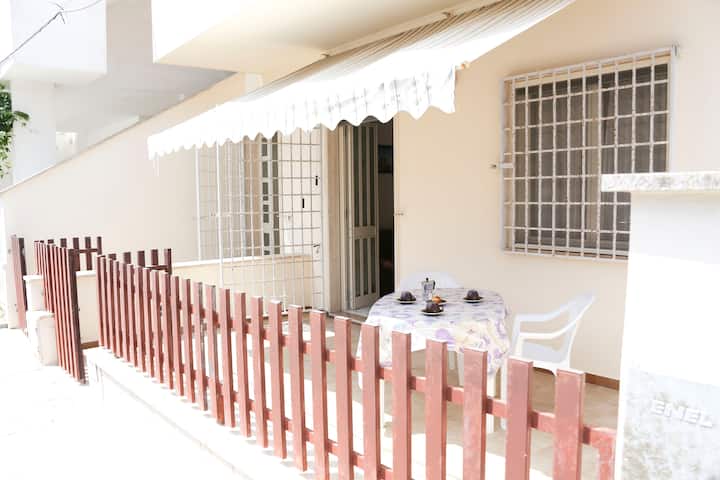 Casa Vacanza Trilussa Con Veranda - Torre San Giovanni
