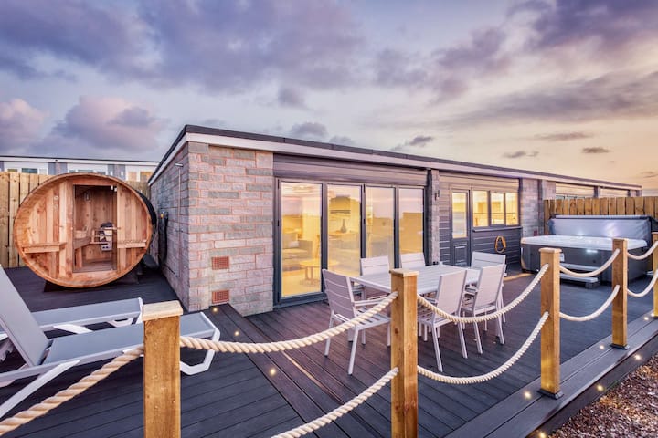Seaview Three Bedroom Residence With Hot Tub&sauna - 일프렉콤