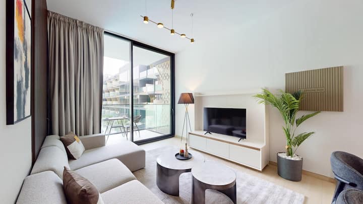 Binghatti Crescent - Two Bed With Pool View In Jvc - Dubái