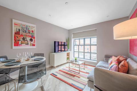 Central Birmingham Stunning 2 Bedroom Apartment