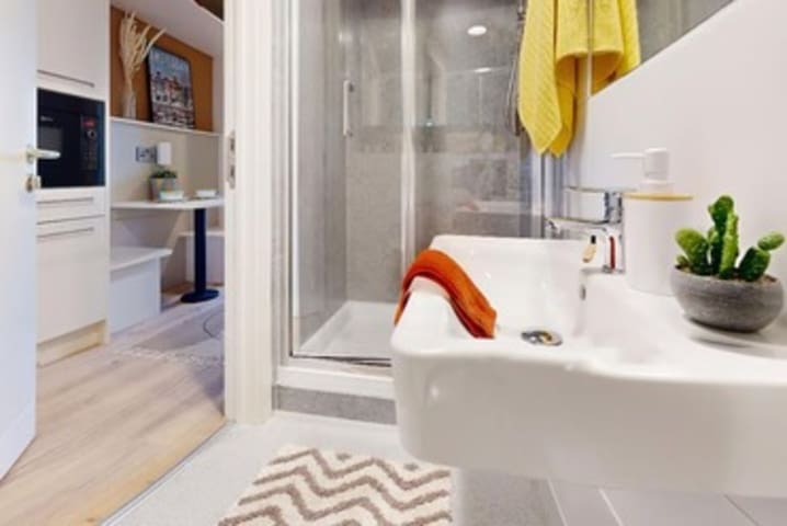 UniFlx managed Airbnb listing 3