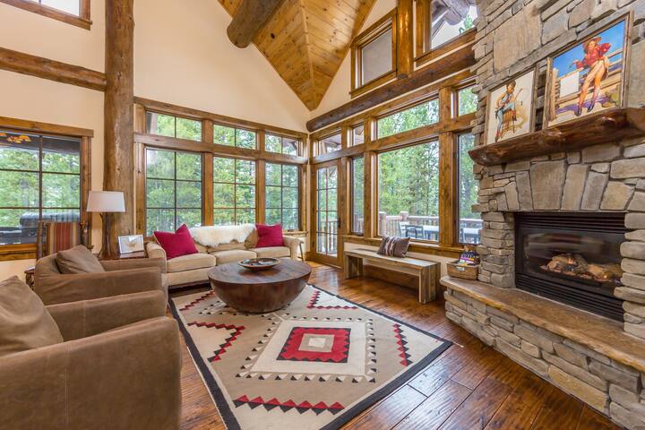 Elkhorn Home Management managed Airbnb listing 1