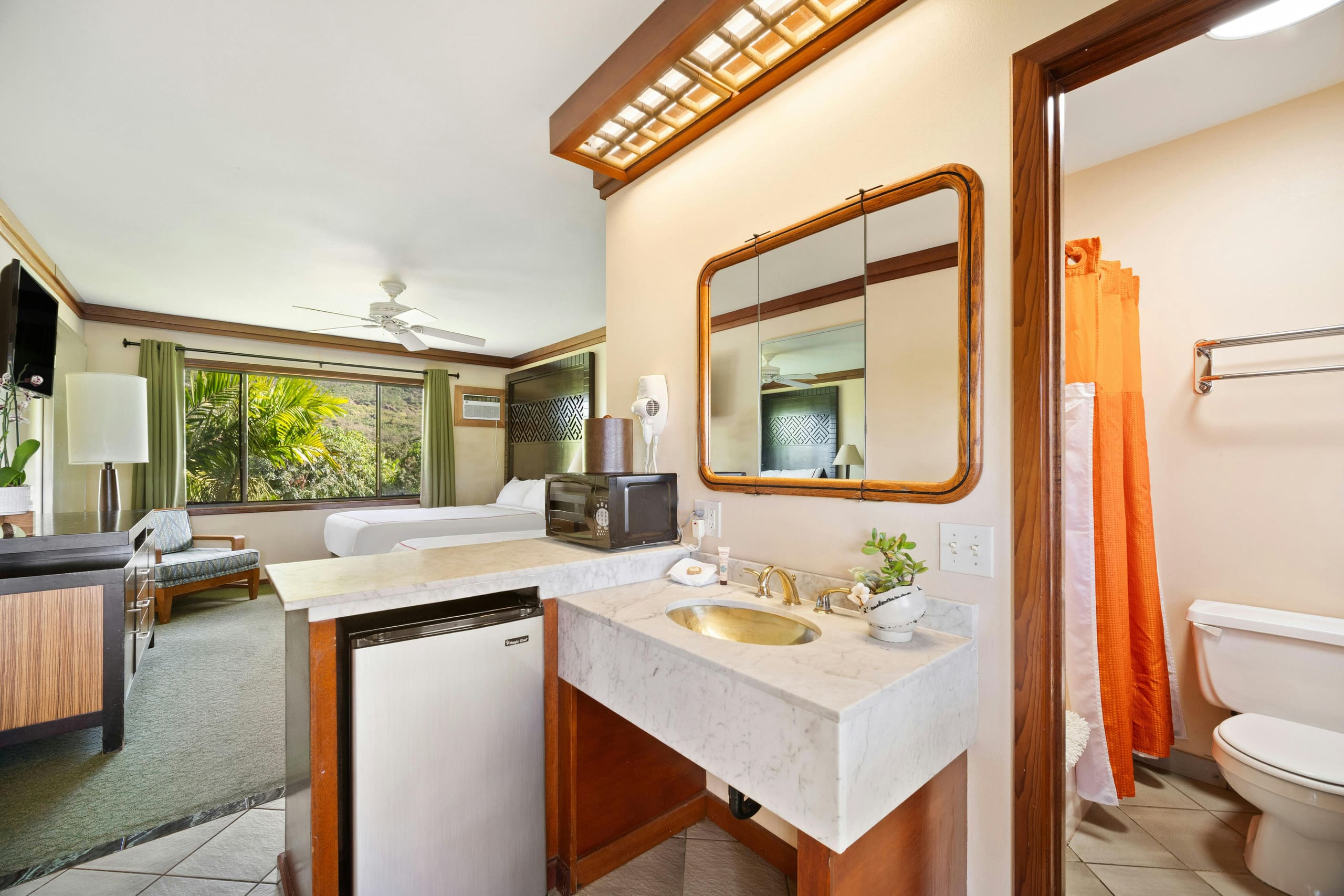 Kauai Inn, Two queen - Image 7