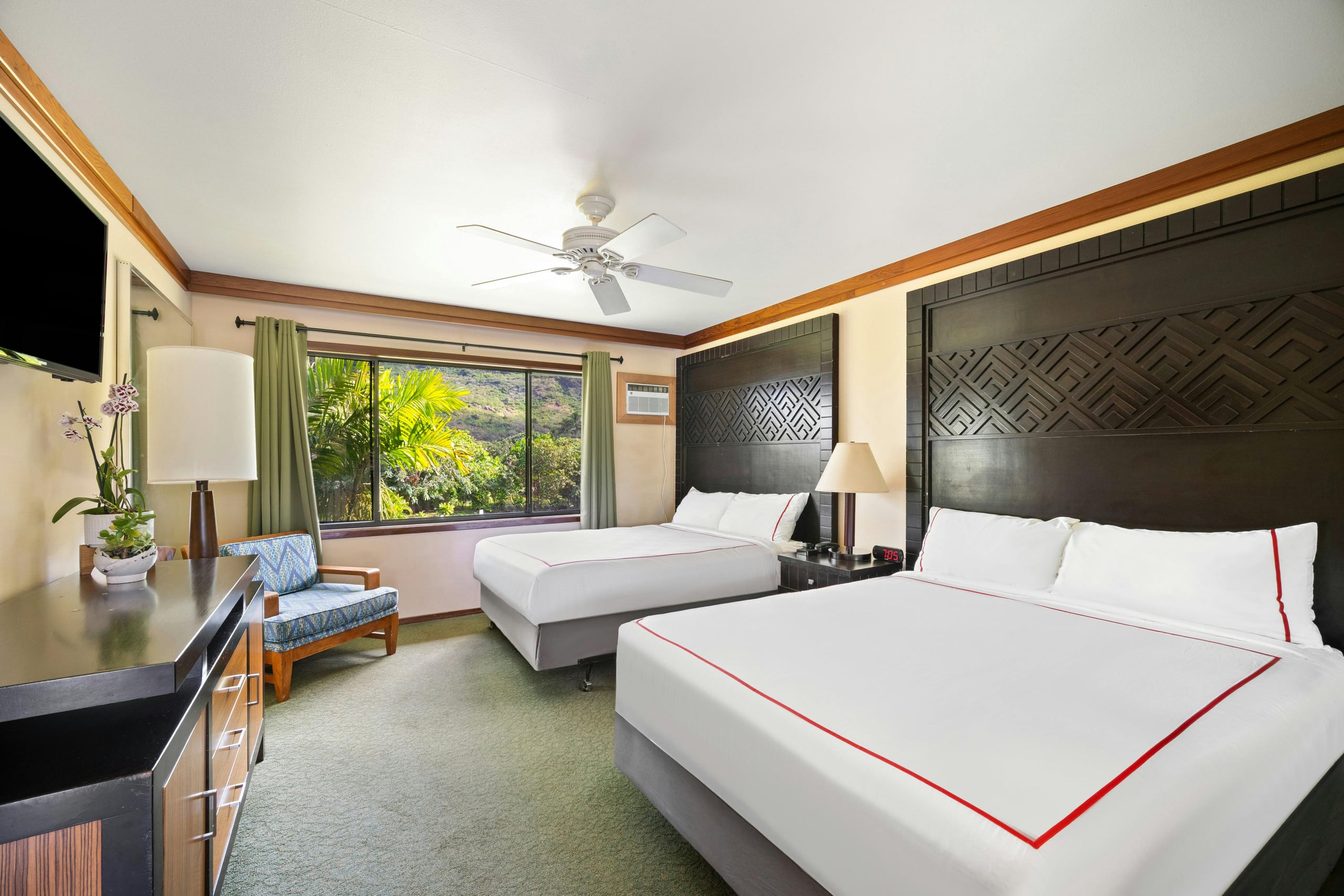 Kauai Inn, Two queen - Image 2