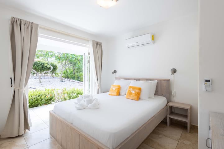 Спална соба II